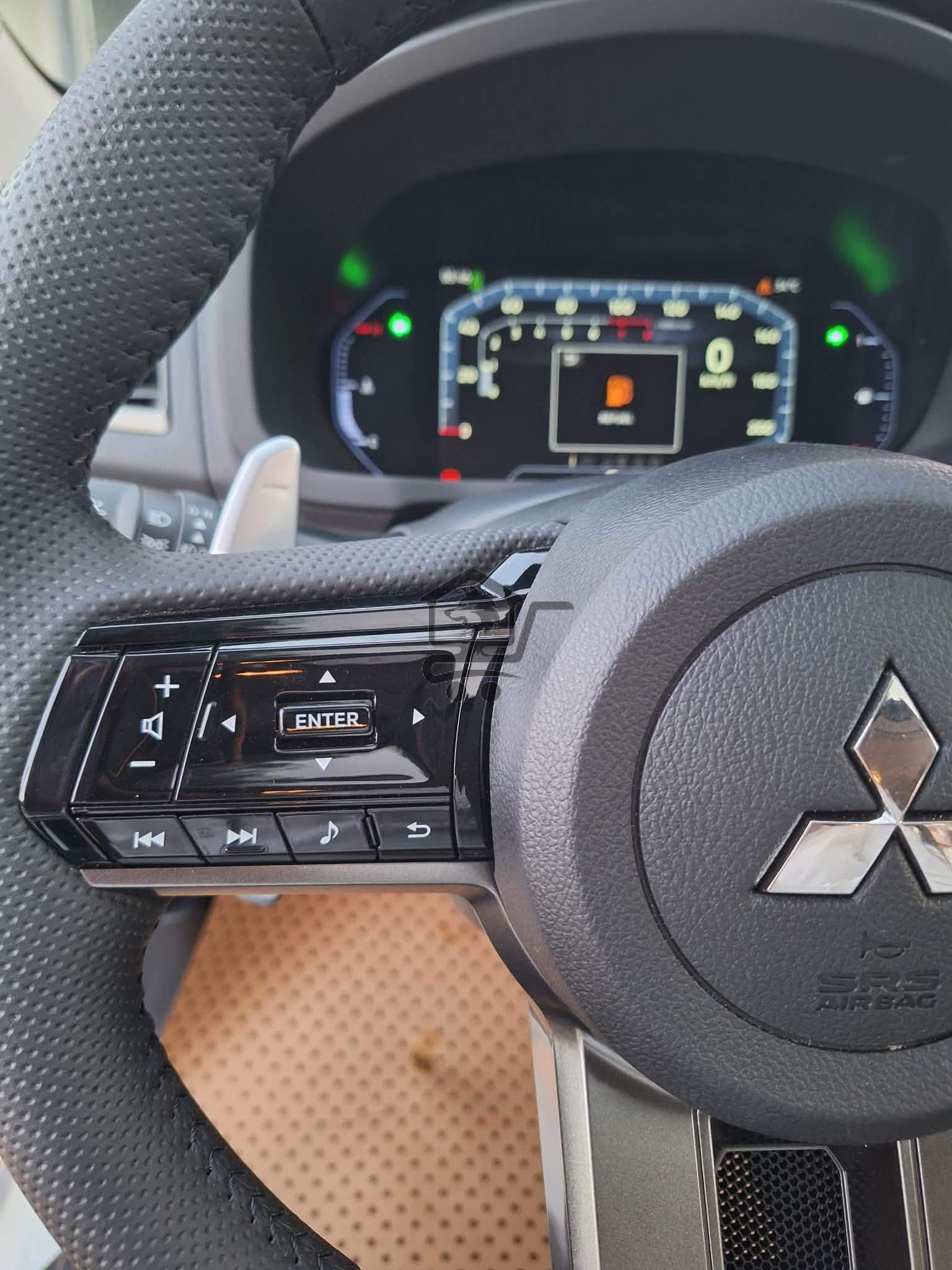 Mitsubishi Montero Sport - الصورة 8