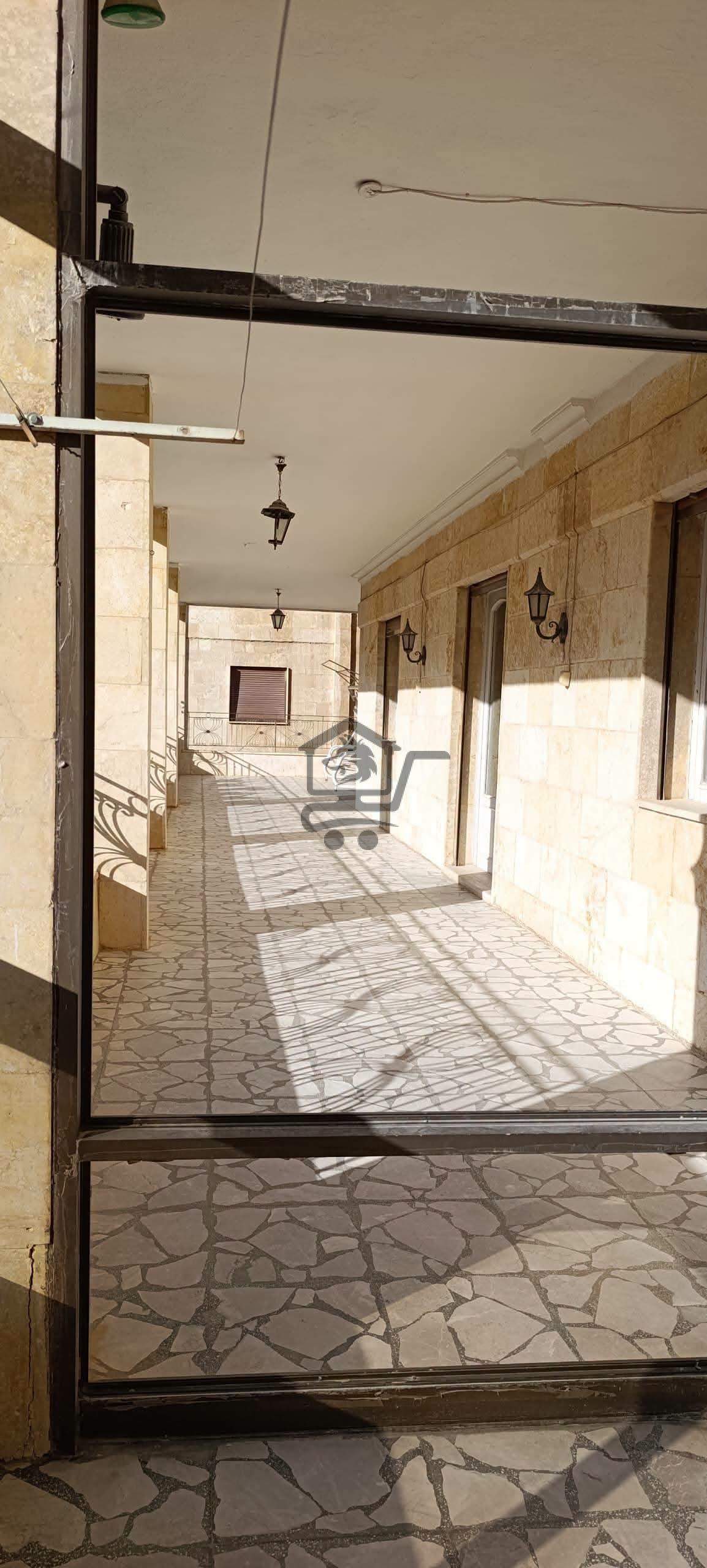 منزل فاخر - الصورة 2