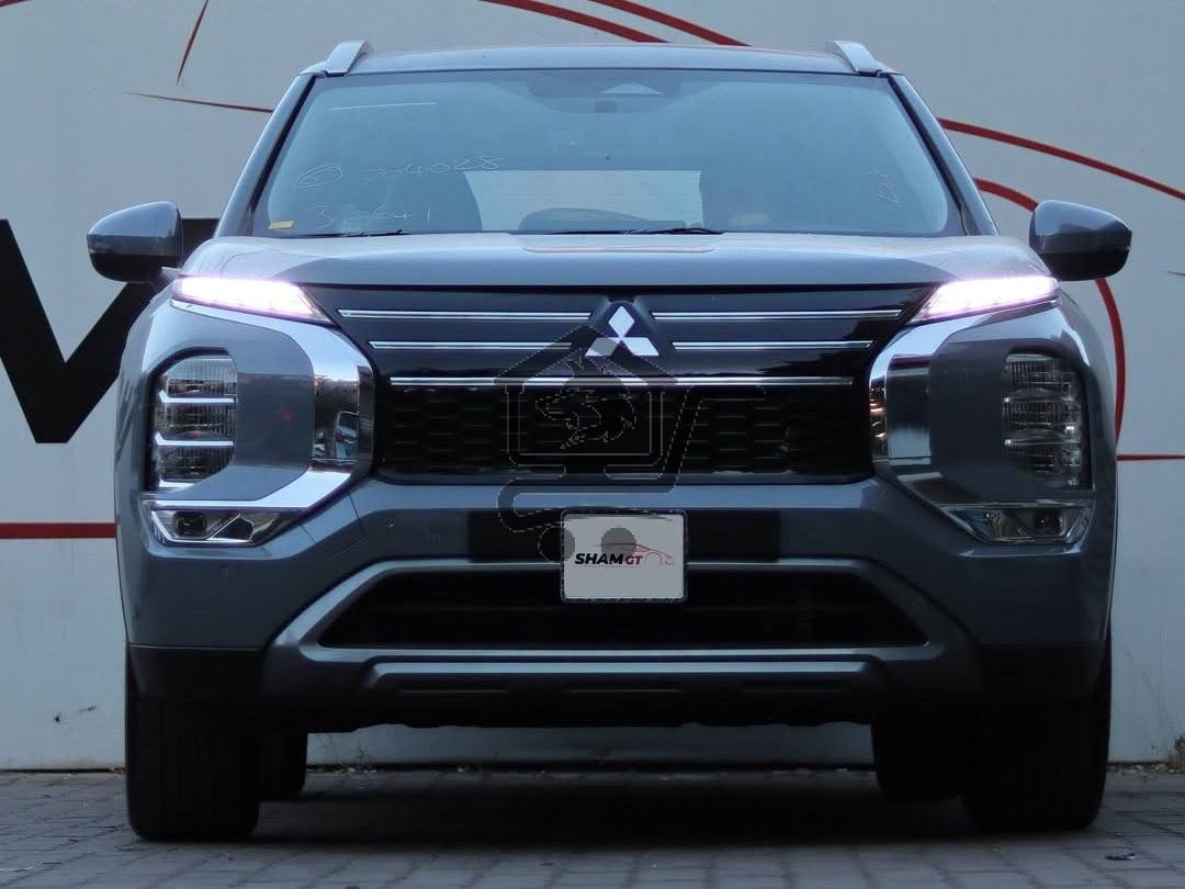 Mitsubishi Outlander 2026 - الصورة 3