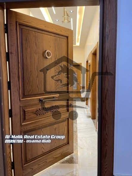 شقة سكنية فاخرة للبيع - الصورة 2