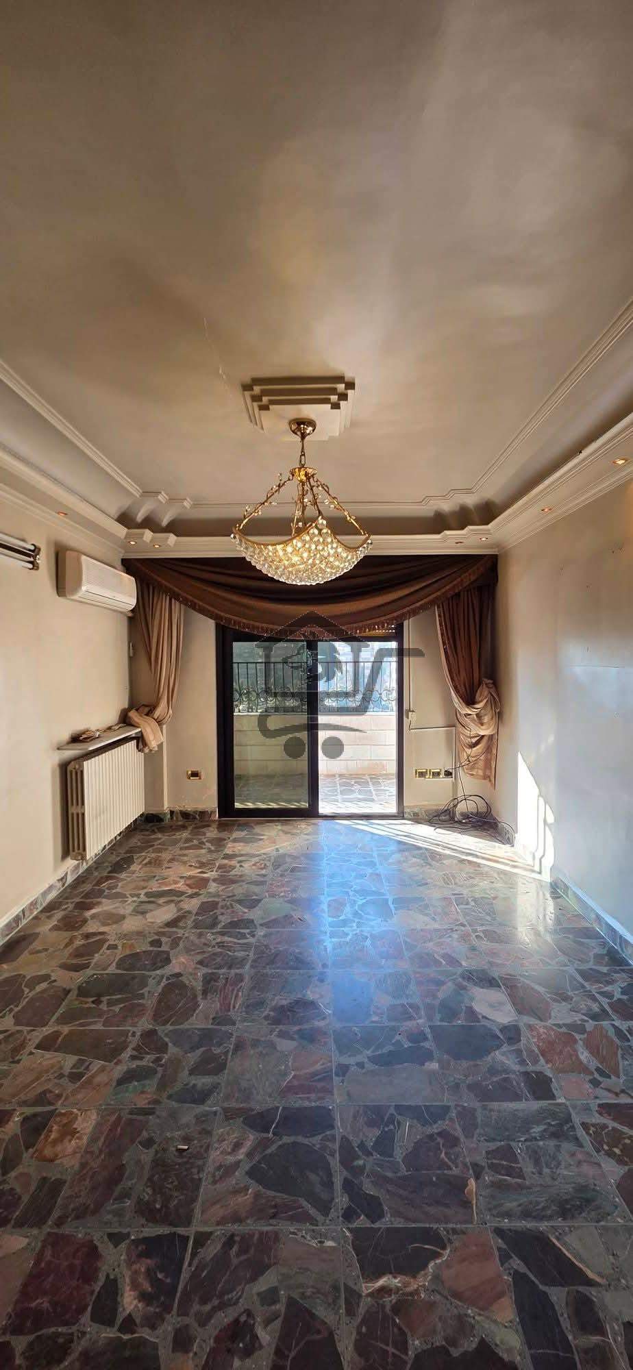 شقة بكسوة جيدة جداً - الصورة 1