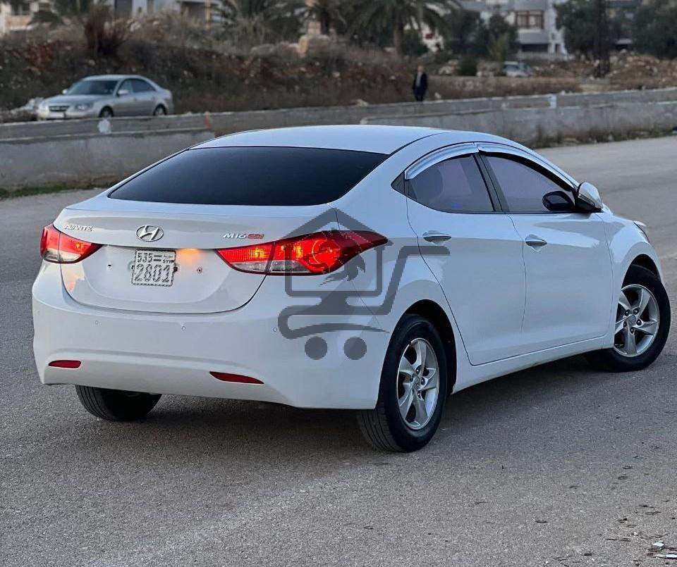 HUYNDAI ELANTRA 2012 - الصورة 2