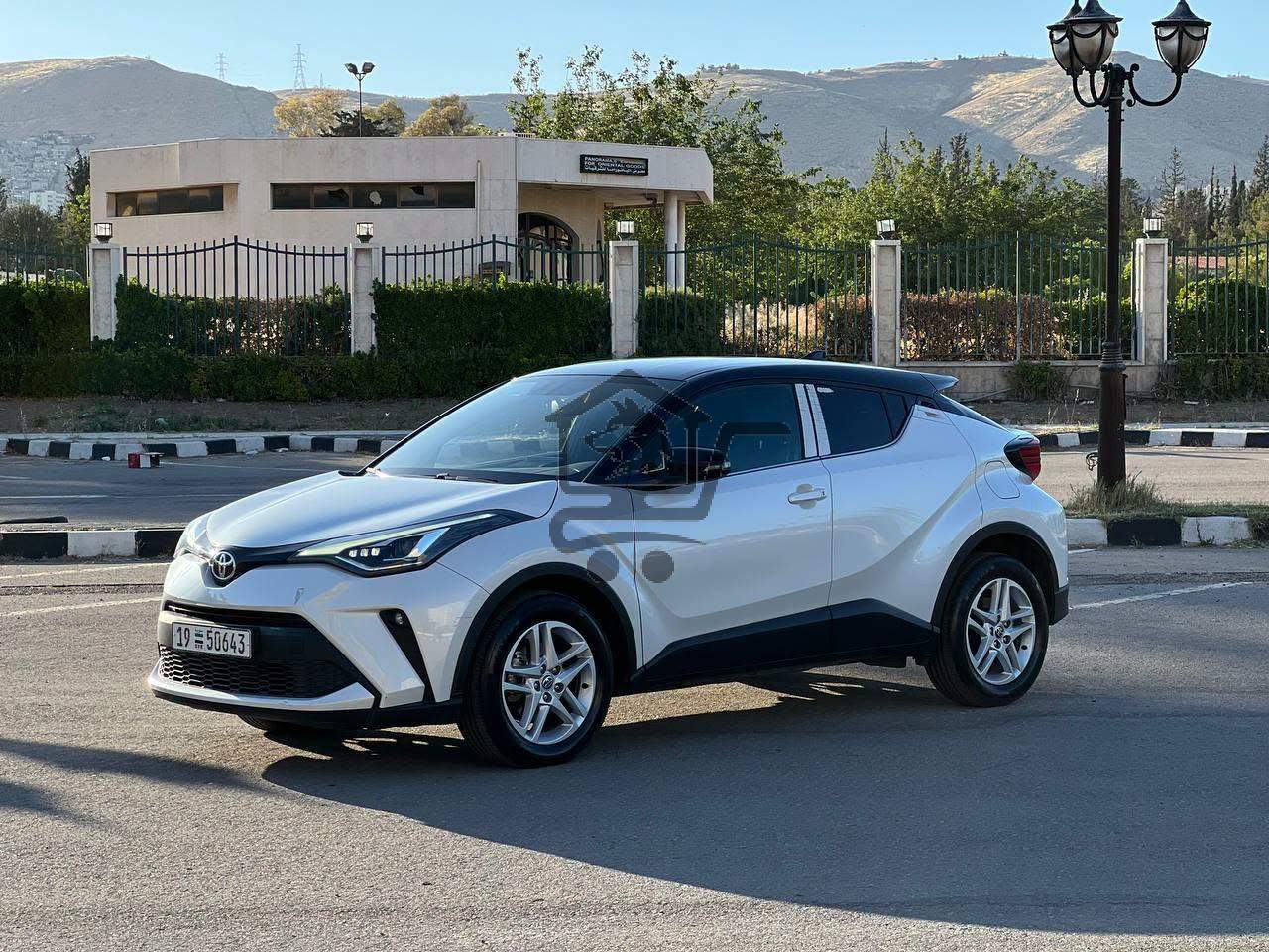 Toyota C-HR 2023 - الصورة 3