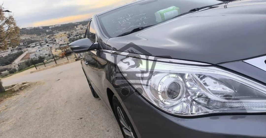 آزيرا (( جرانديور))2011 - الصورة 5