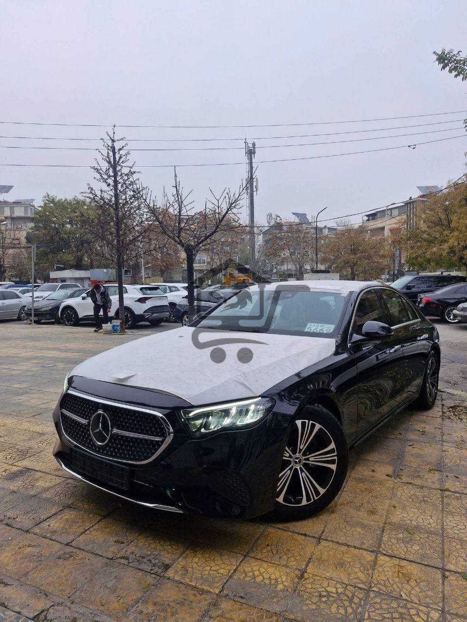 Mercedes E200 - الصورة 3