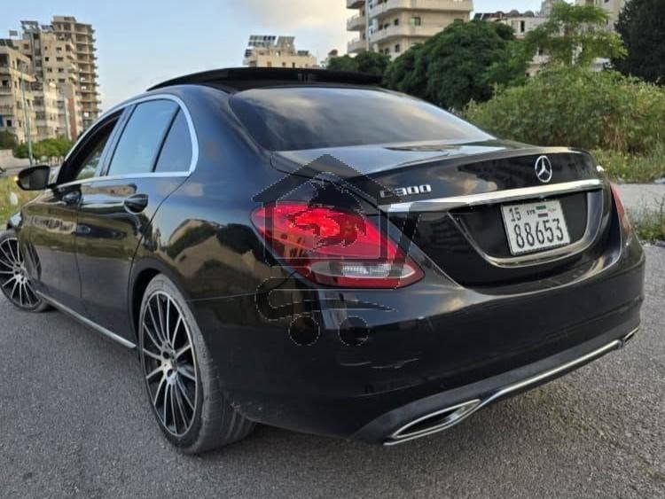Mercedes C300 2016 - الصورة 2