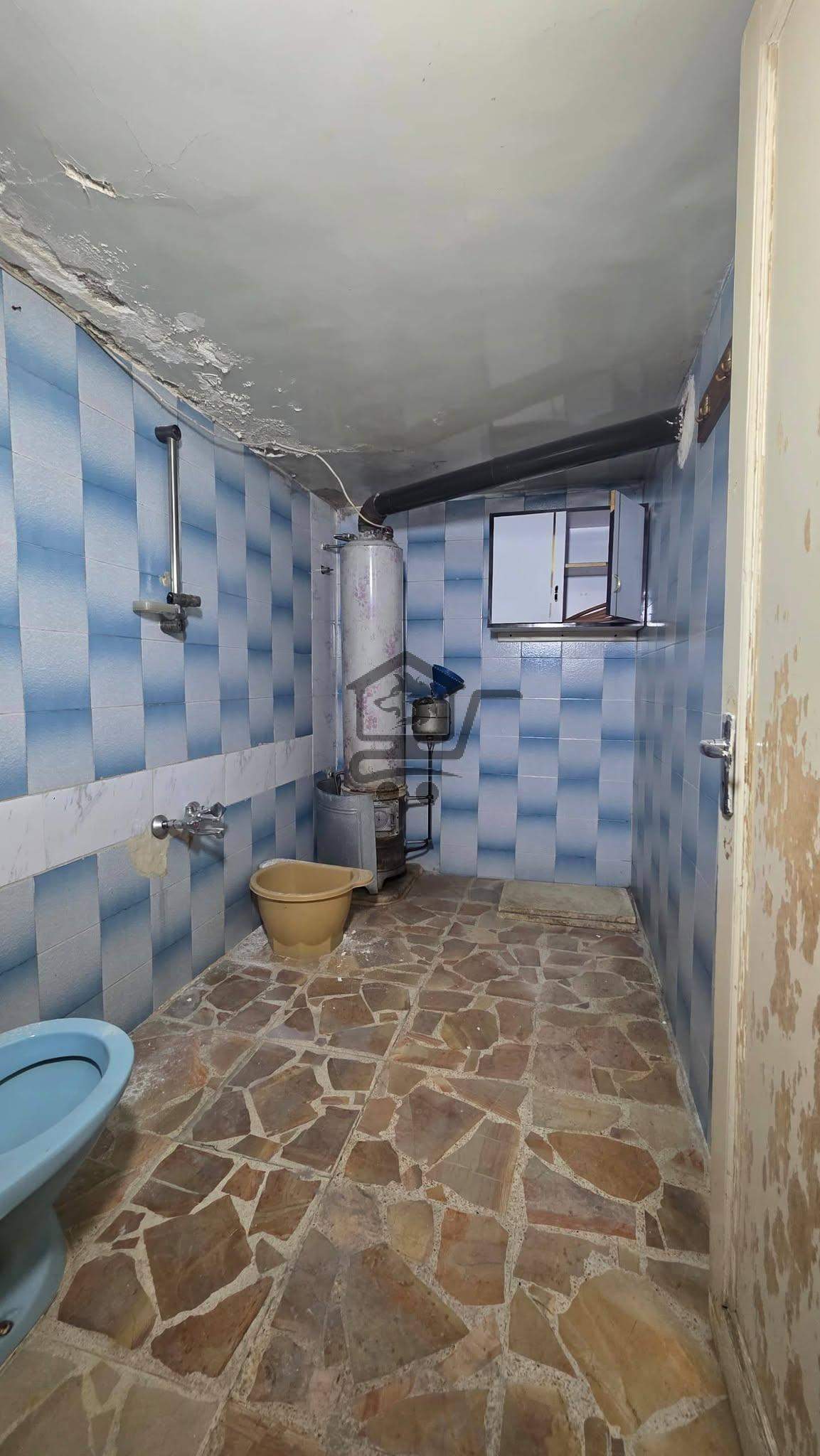شقة بحاجة لبعض التعديل - الصورة 9