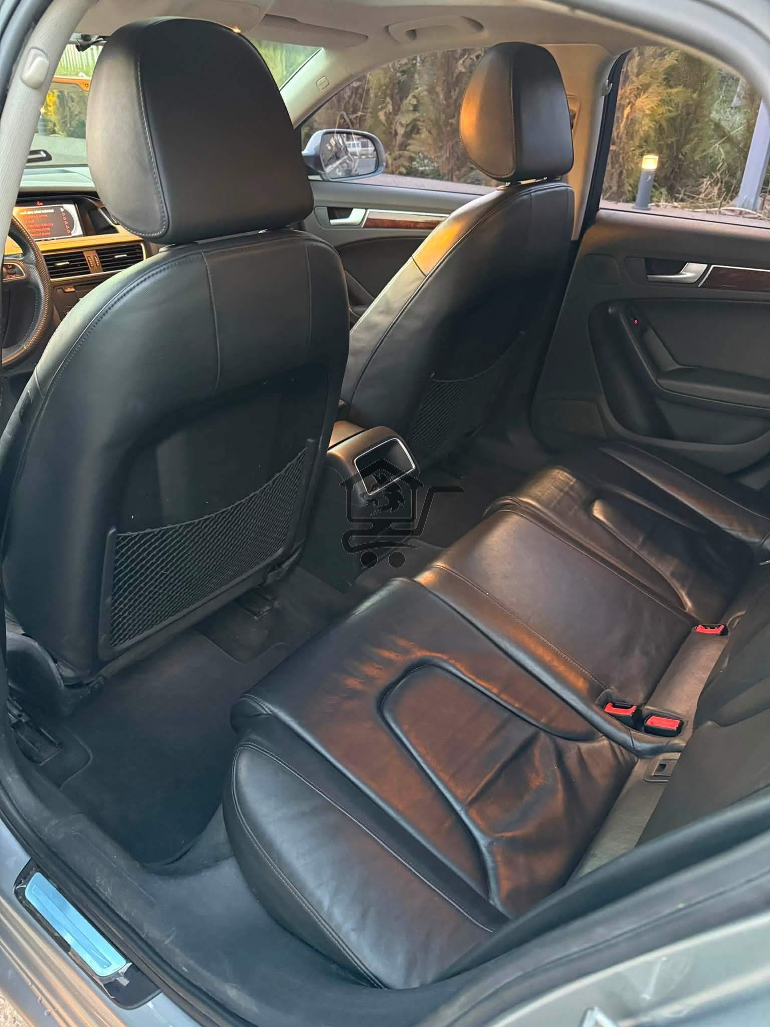 Audi A4 2012 - الصورة 10