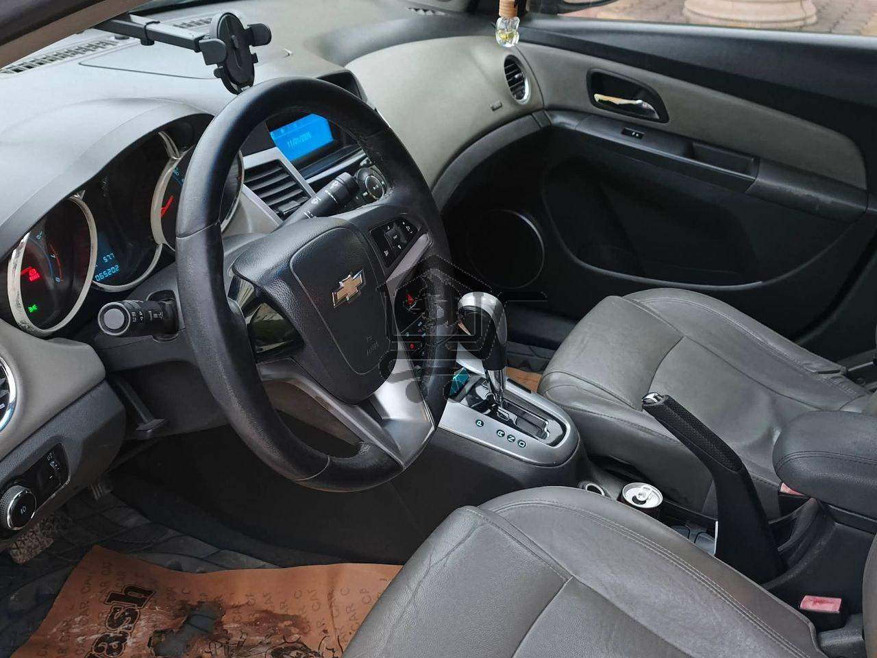 Chevrolet Cruze 2010 - الصورة 5