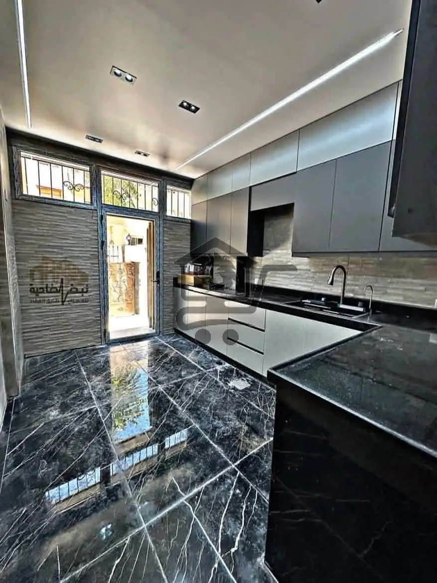 بيت فخم بموقع خدمي بإمتياز - الصورة 4