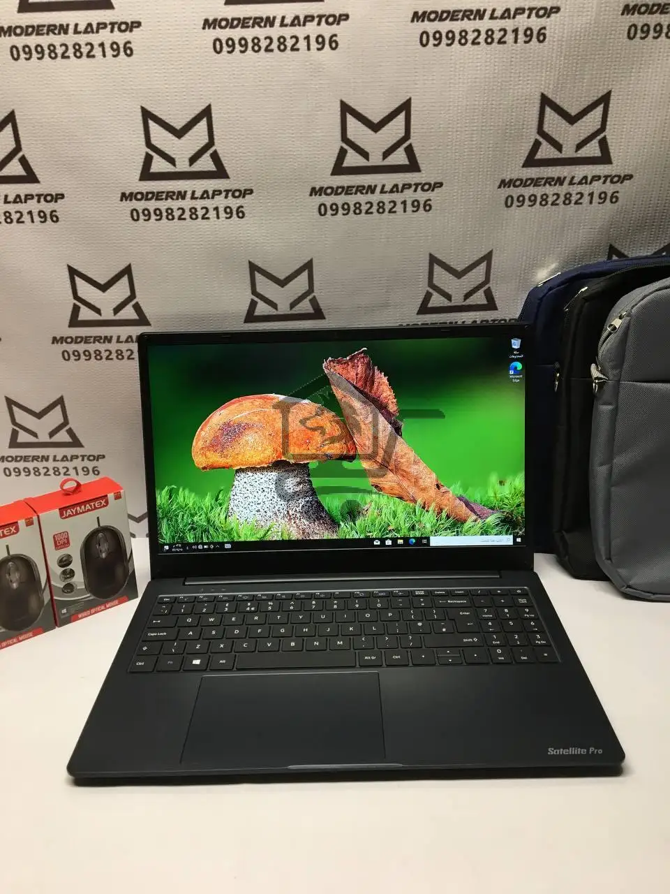 TOSHIBA SATELLITE PRO C50 - الصورة 1