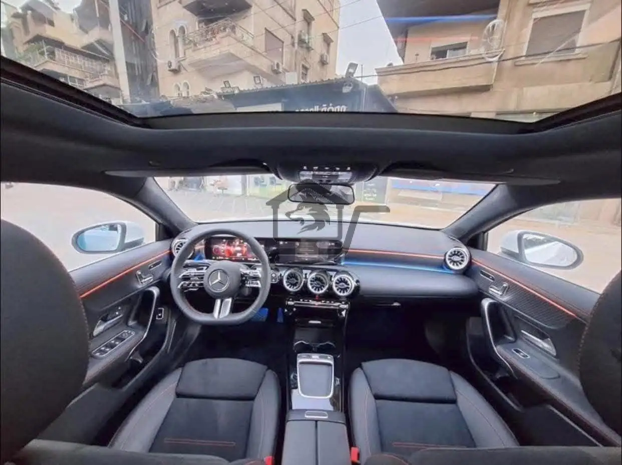 Mercedes-Benz A200 - الصورة 4