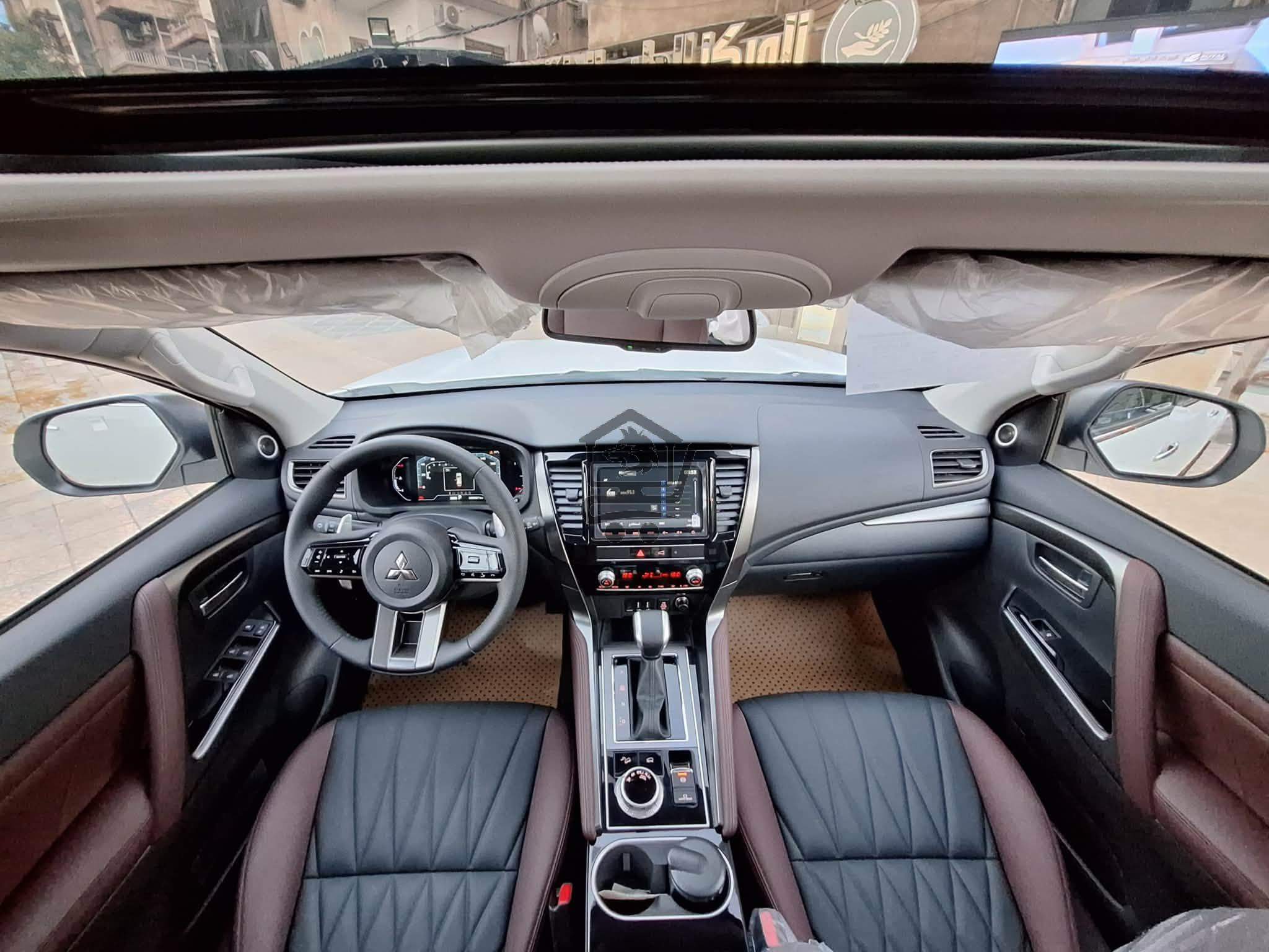 Mitsubishi Montero Sport - الصورة 6