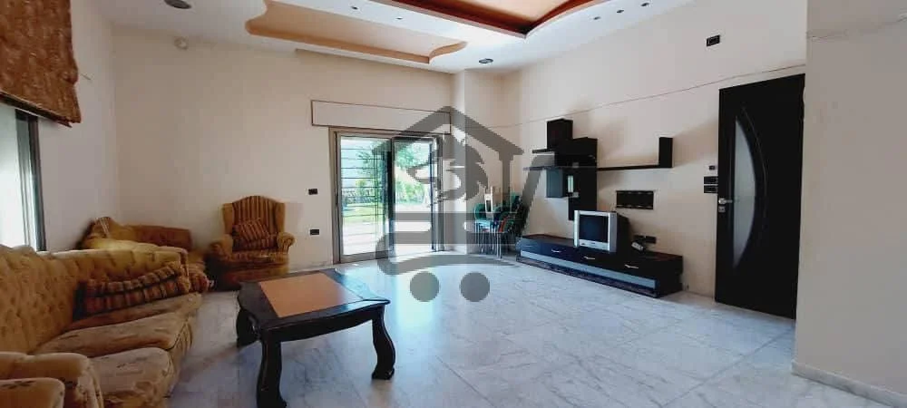 للبيع فيلا فاخرة - الصورة 3