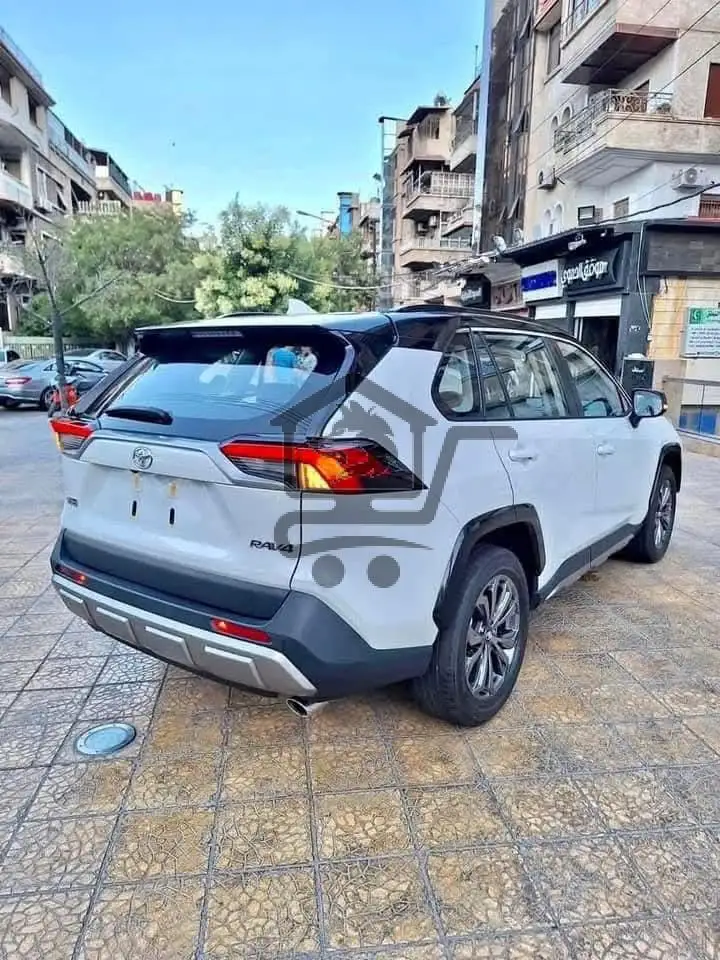 تويوتا بأبهى حلة 🔥✅ - الصورة 2