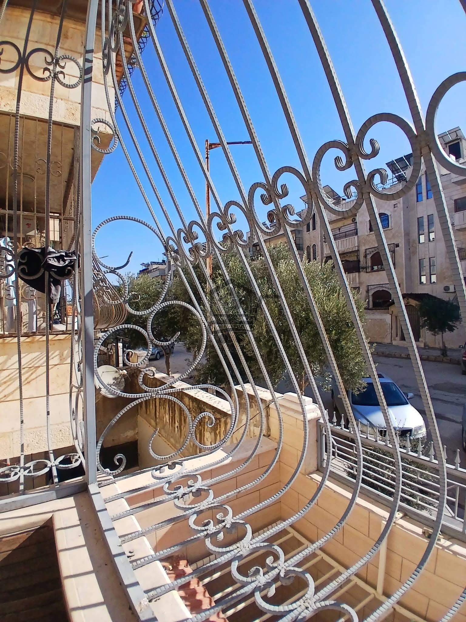 شقة بإكساء ديلوكس_ حماة - الصورة 1