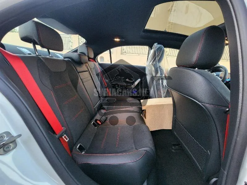 مرسيدس بينز - Mercedes benz A 35 AMG - الصورة 8