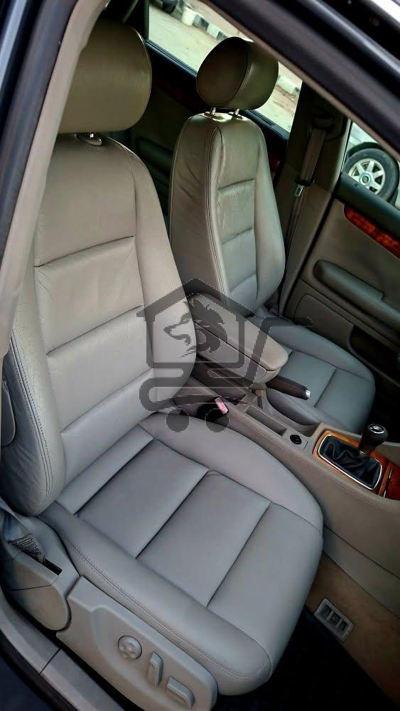 Audi A4 2003 - الصورة 6