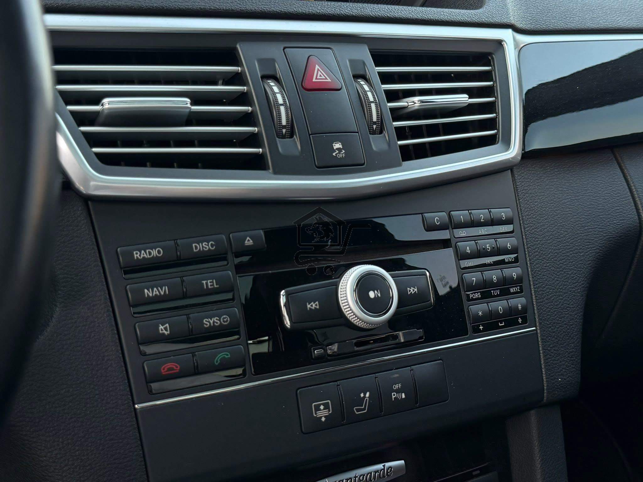Mercedes-Benz E300 2010 - الصورة 8
