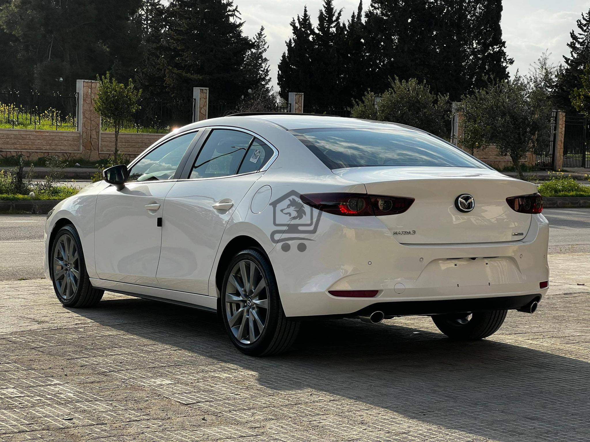 Mazda Zoom 3 - الصورة 2