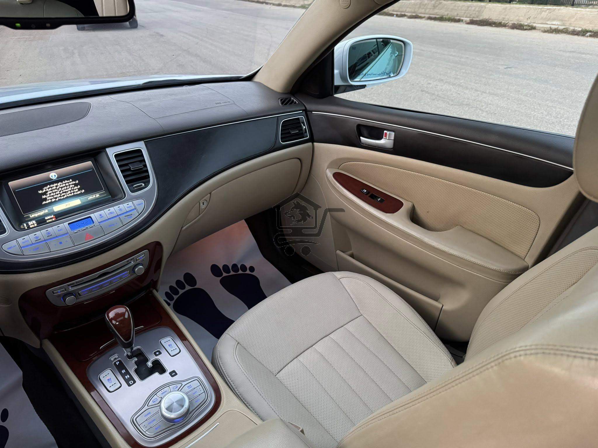 Hyundai Genesis 2014 - الصورة 9