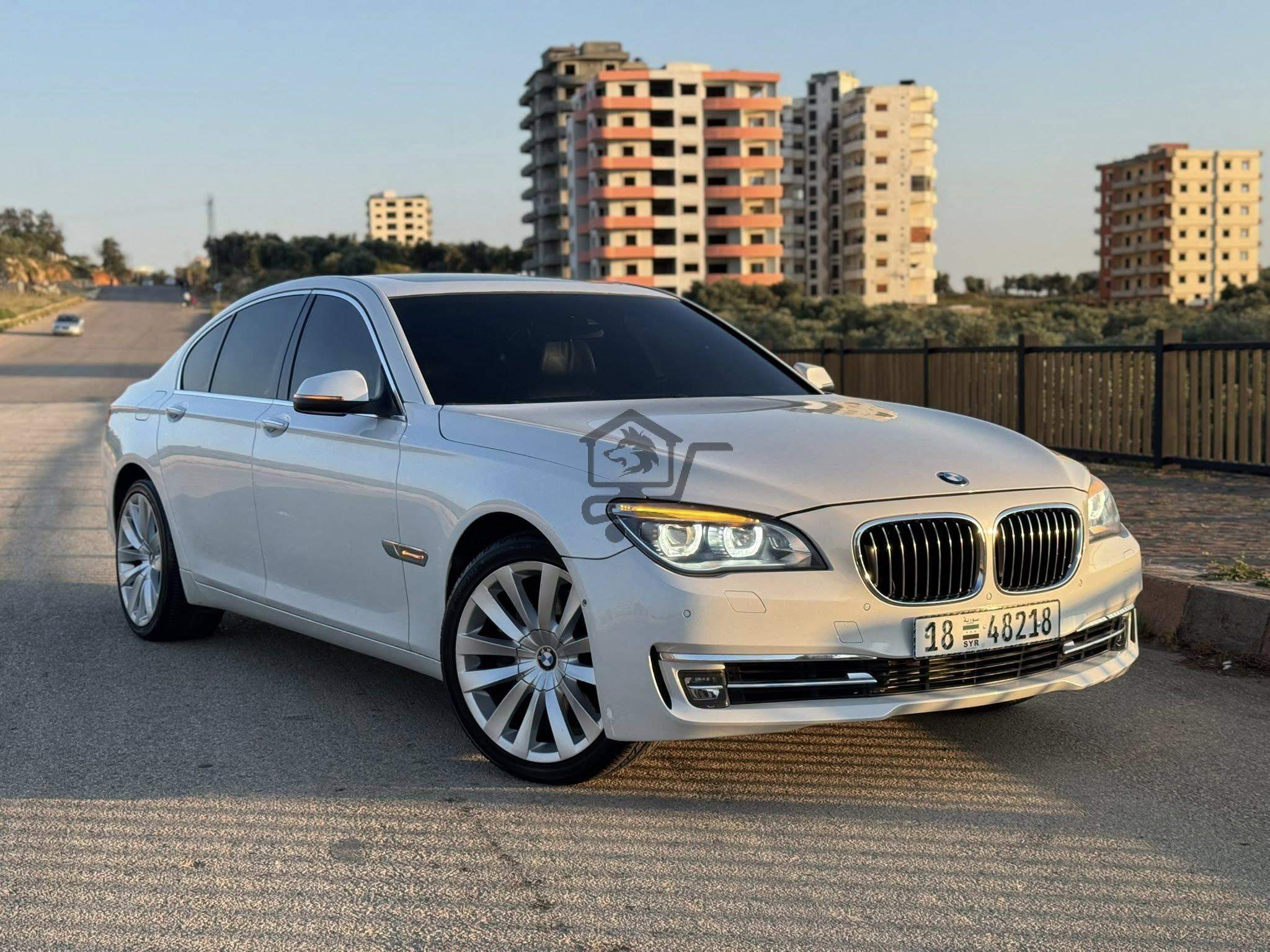 BMW 740 Li - الصورة 1
