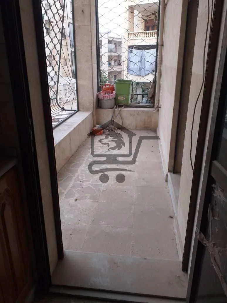 للبيع شقة سكنية - الصورة 1