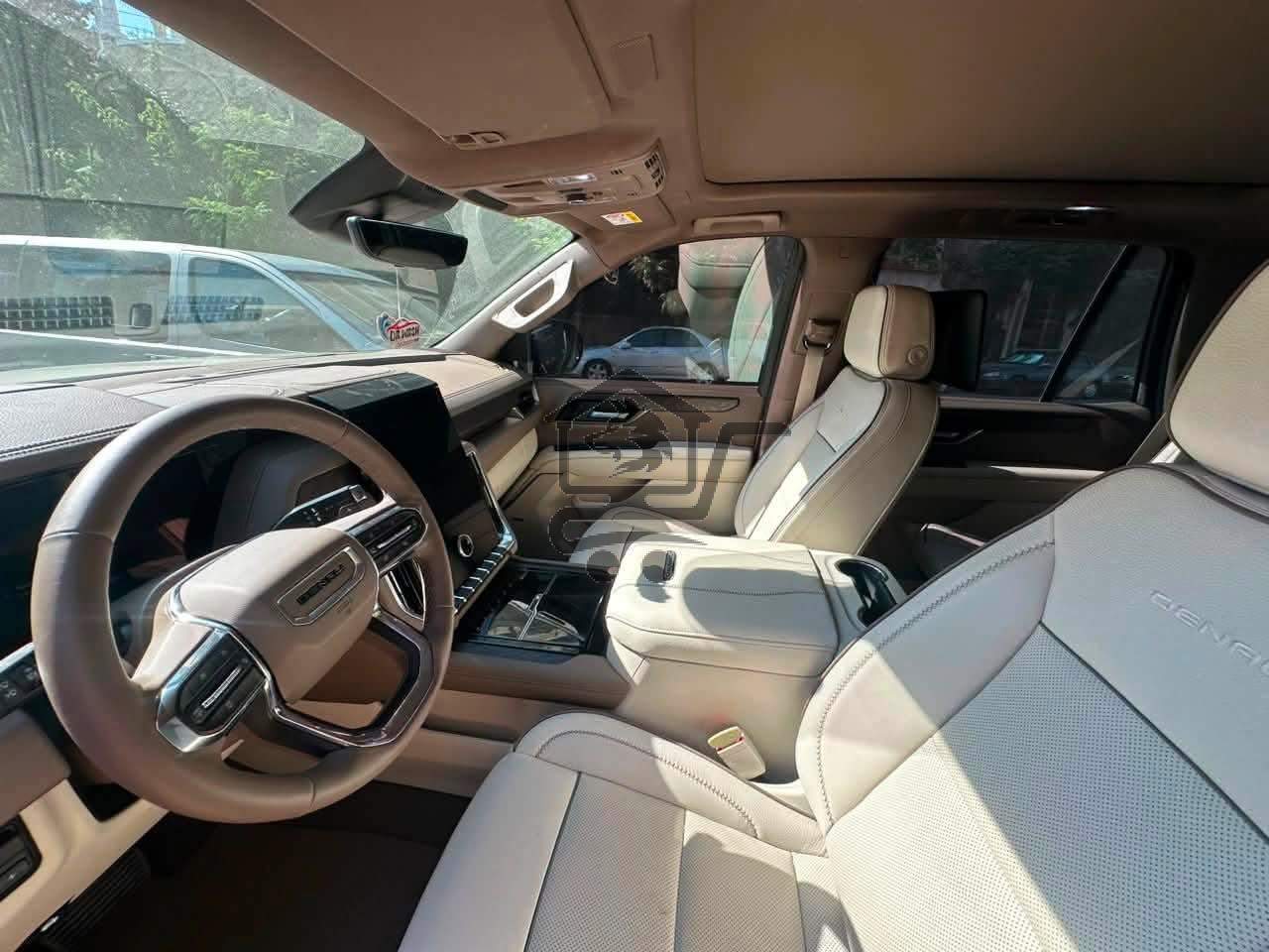 GMC YUKON - الصورة 3