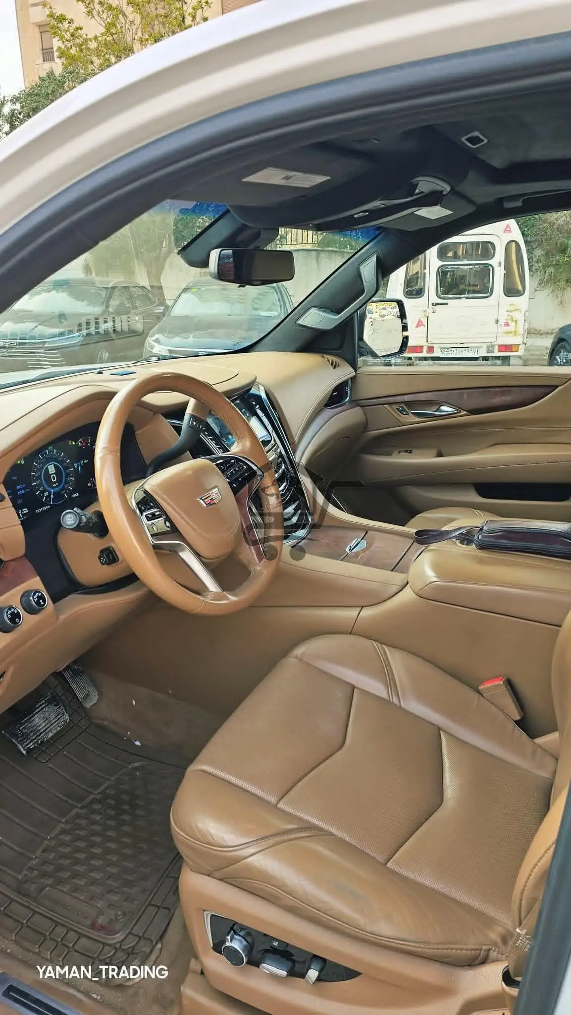 Cadilac Escalade Platinum - الصورة 6