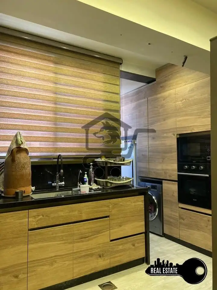 منزل فخم بموقع حيوي وراقي - الصورة 9