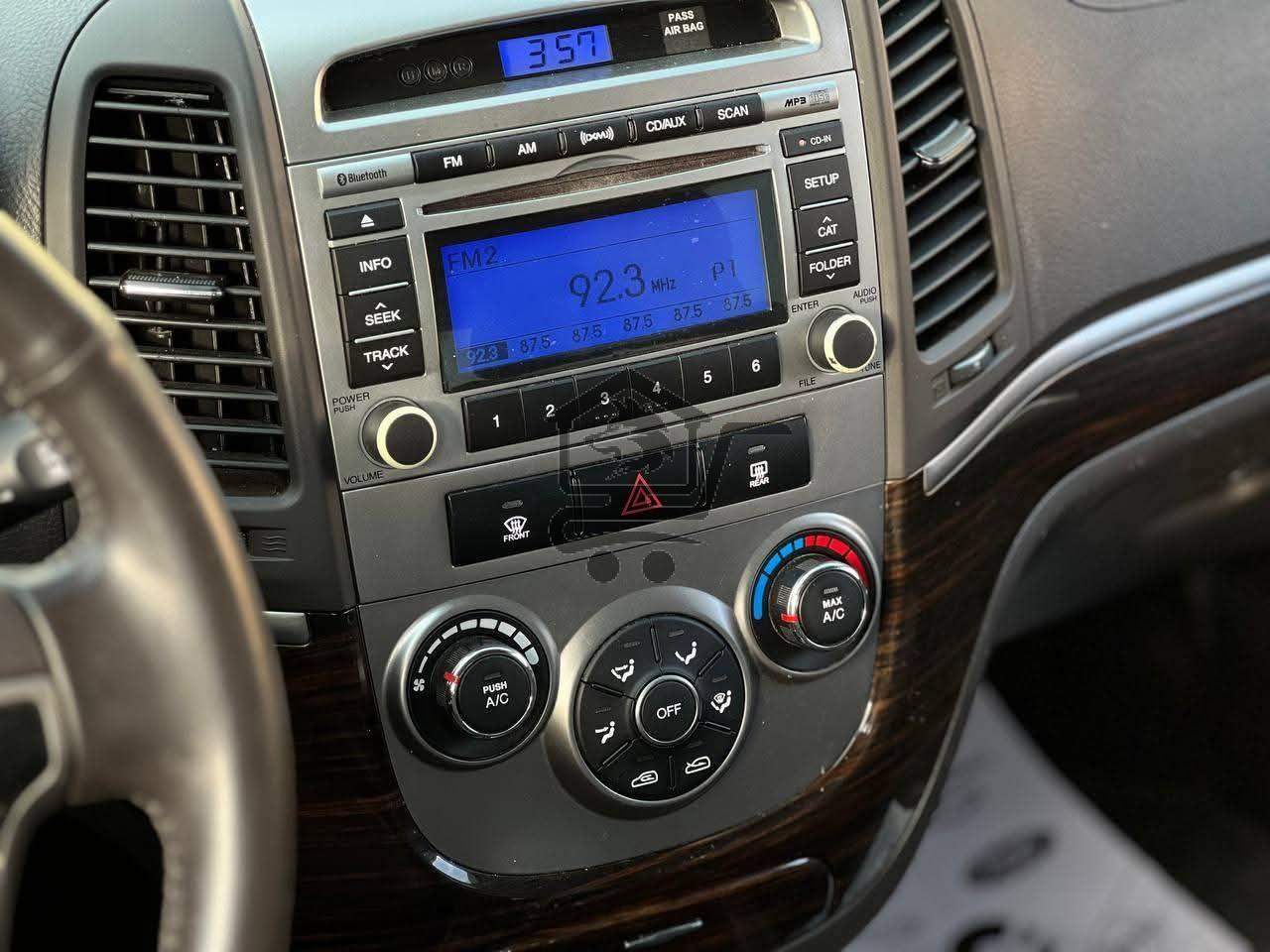 Hyundai Santafe 2012 - الصورة 9