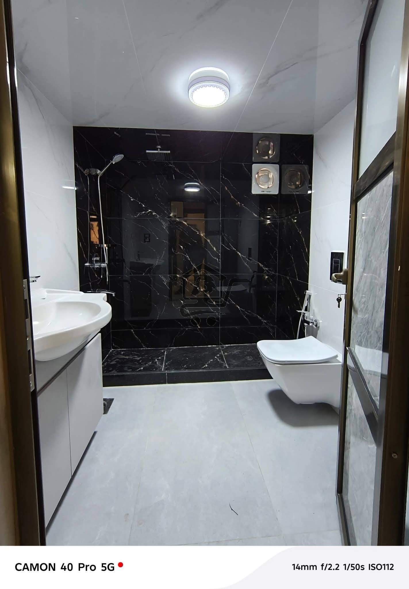 شقة قريبة من جميع الخدمات - الصورة 5