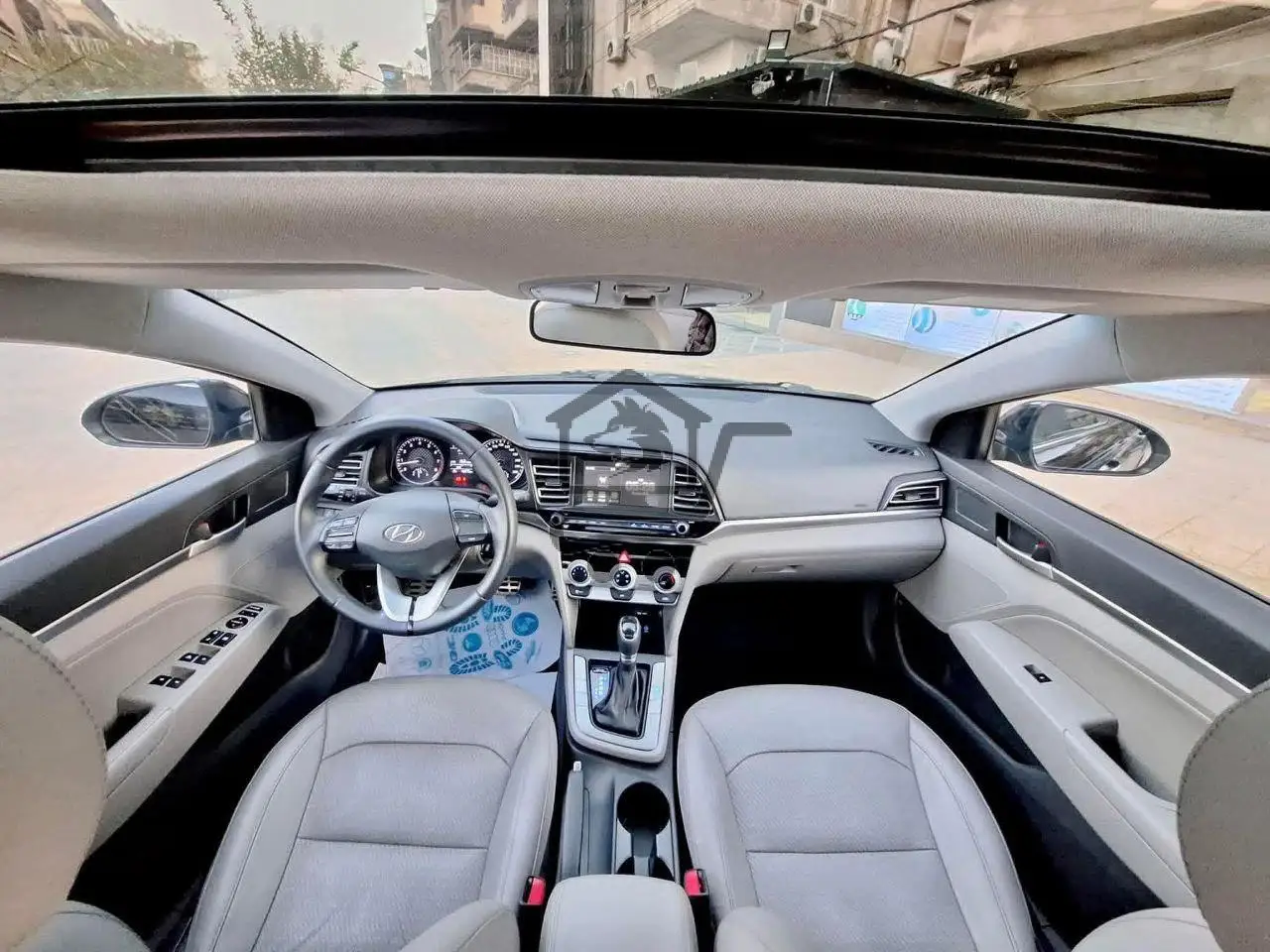 Hyundai Elantra 2020 - الصورة 4