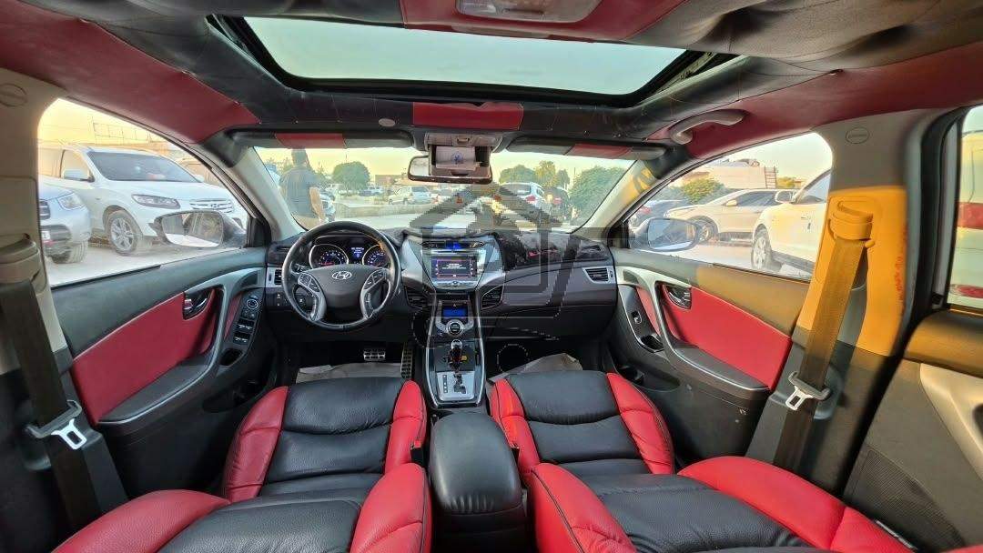 Hyundai Elantra 2013 - الصورة 8