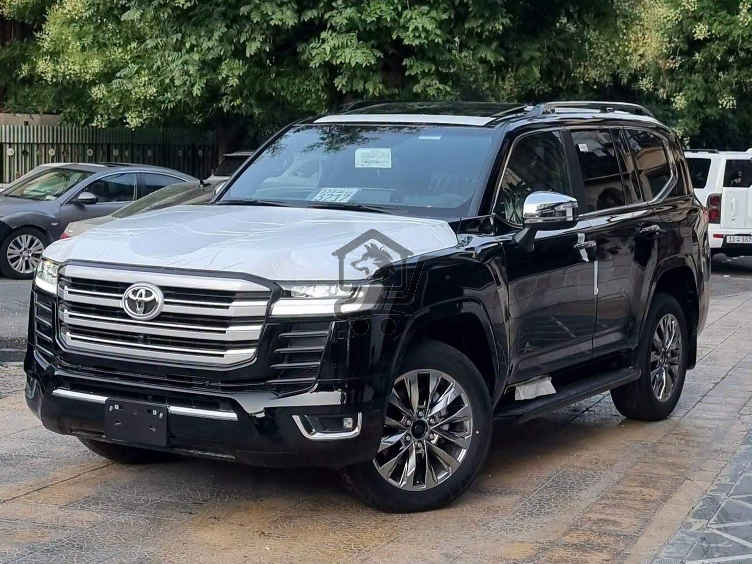 Toyota Land Cruiser VXR - الصورة 1