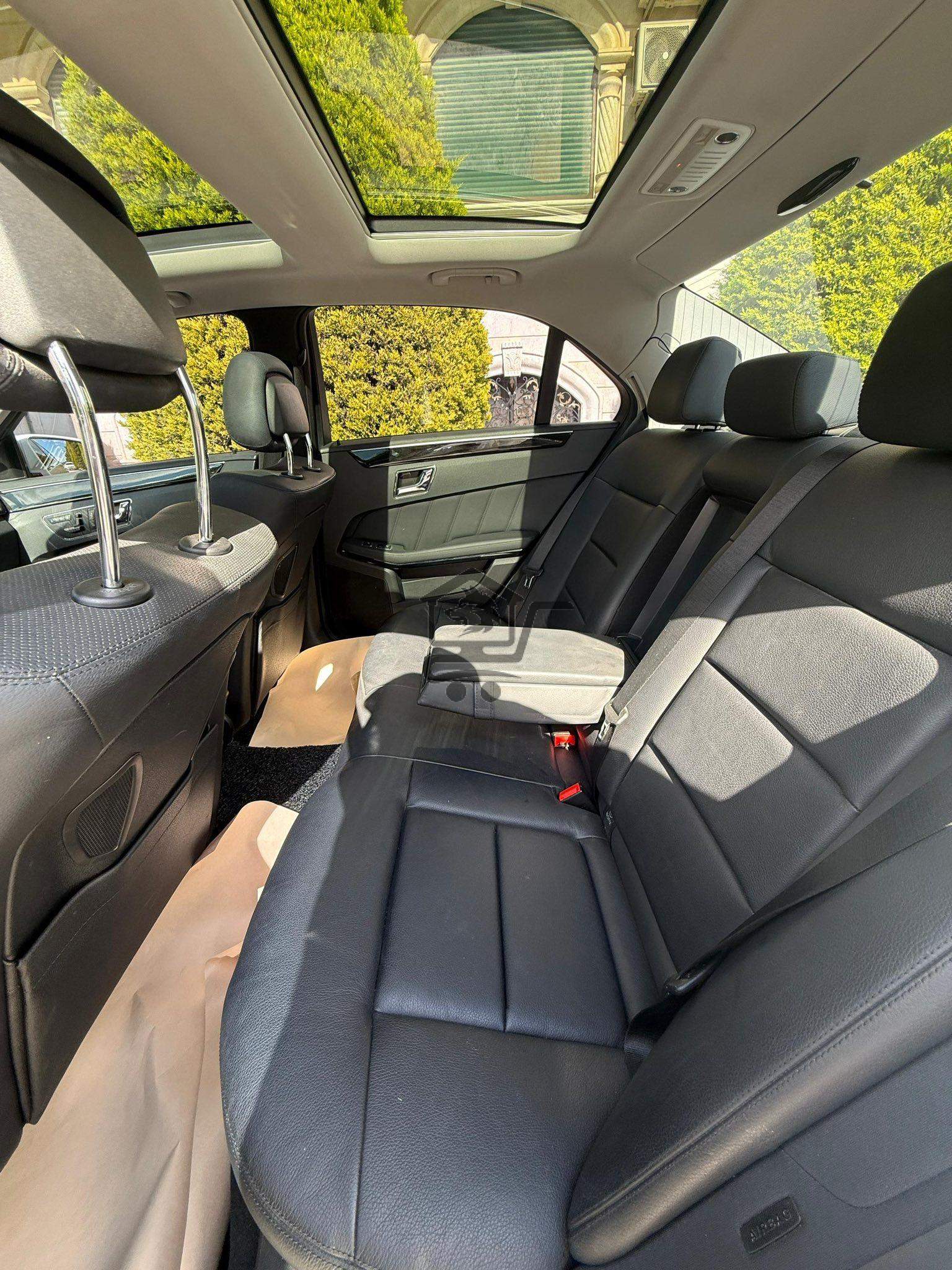 Mercedes-Benz E350 2011 - الصورة 10