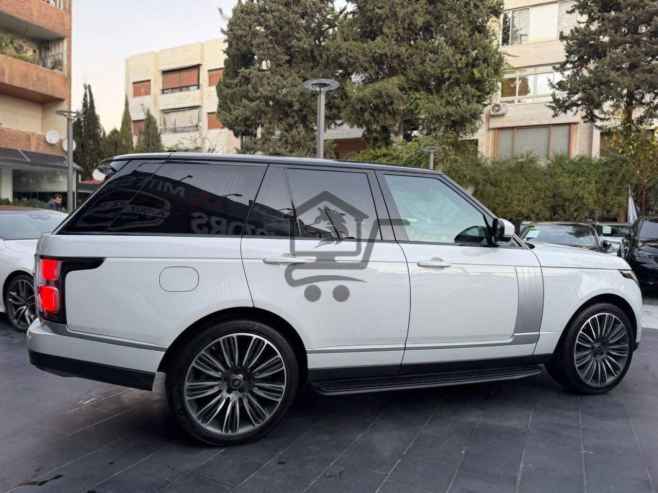 Land Rover Vogue Autobiography - الصورة 3