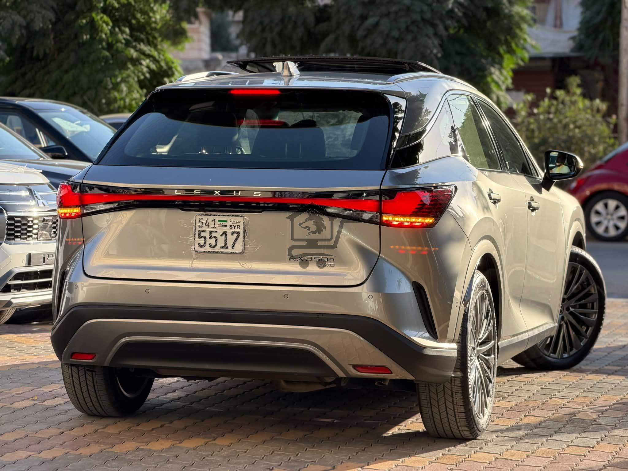 Lexus RX 350h 2023 - الصورة 2