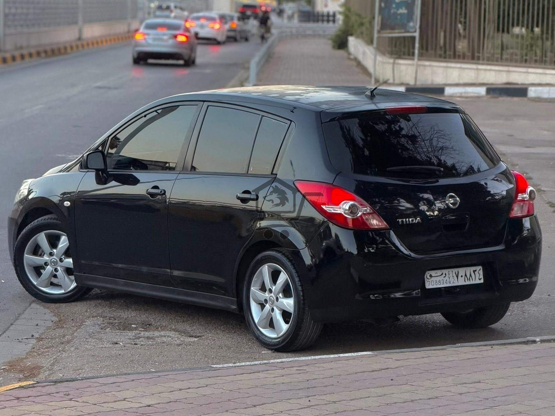 Nissan Tiida 2009 - الصورة 4