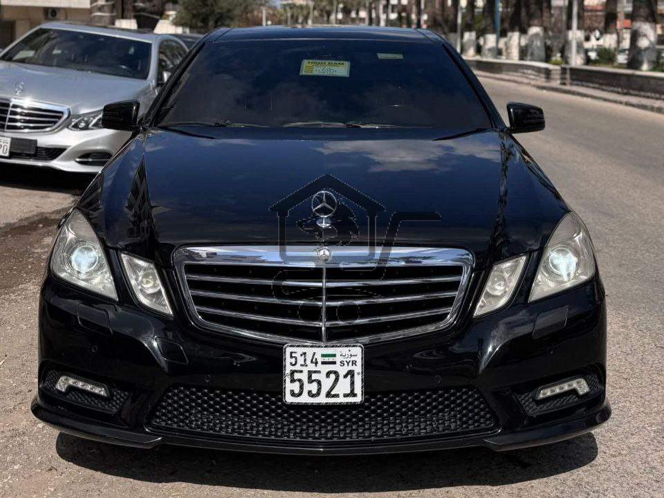 Mercedes E350 AMG - الصورة 3