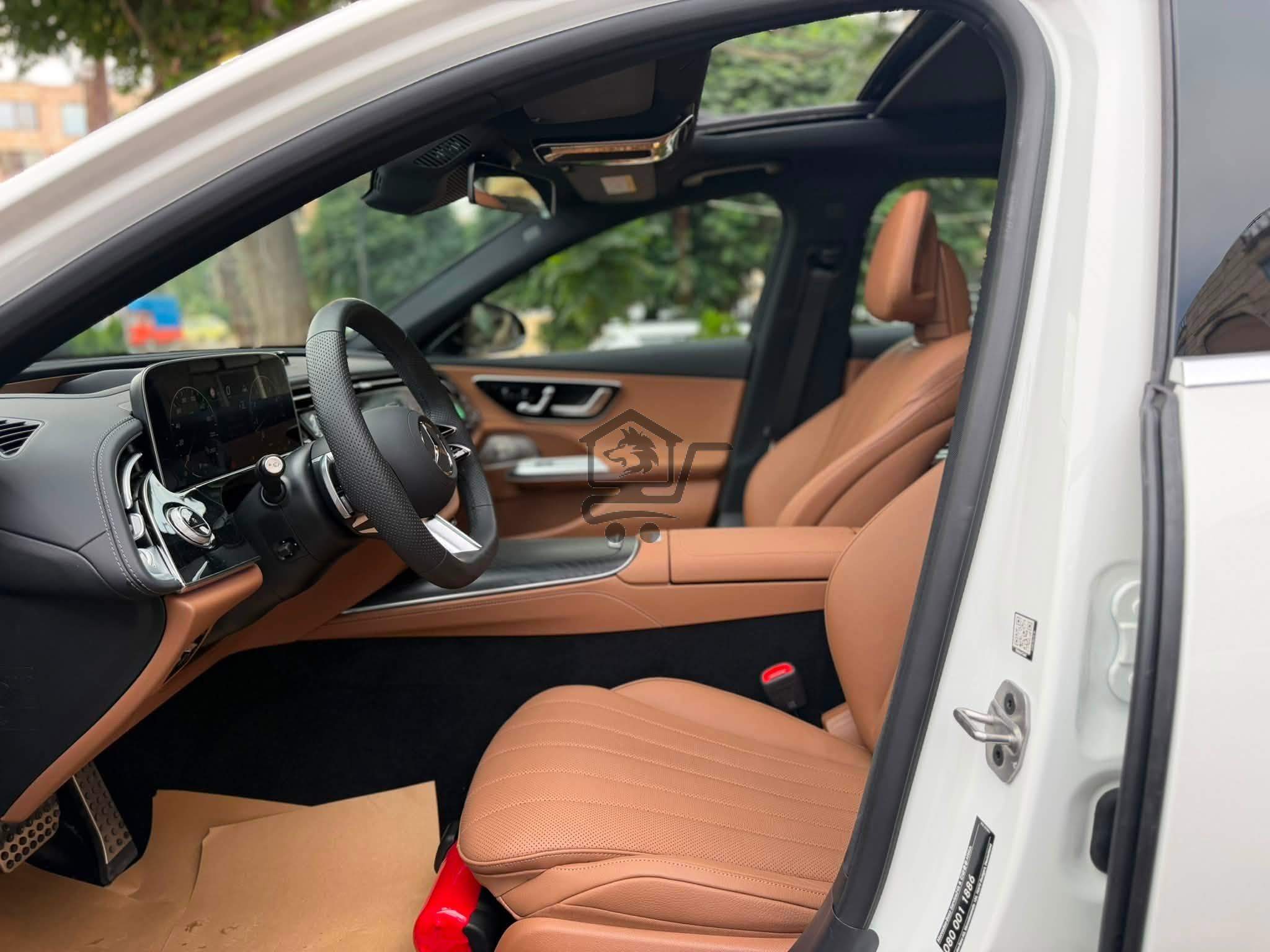 Mercedes E300 AMG 2026 - الصورة 5