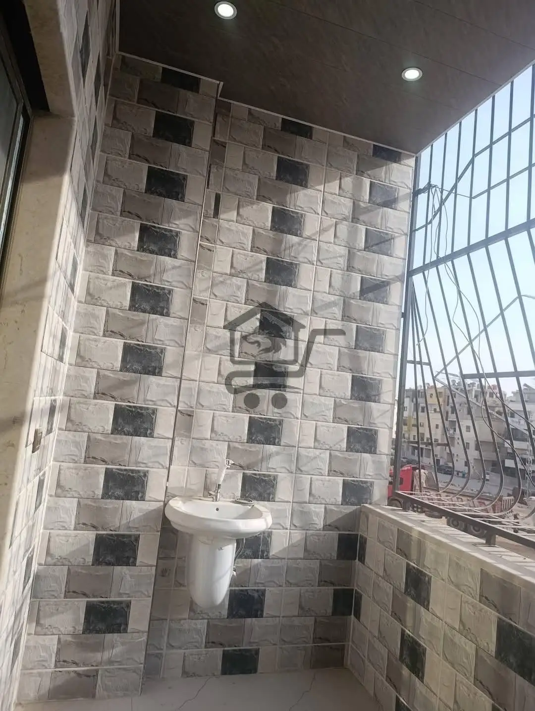 شقة  ثلاث غرف بكسوة عصرية - الصورة 4