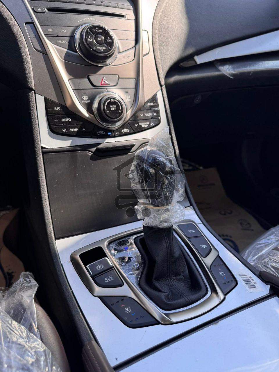 Hyundai AZERA V6 - الصورة 9