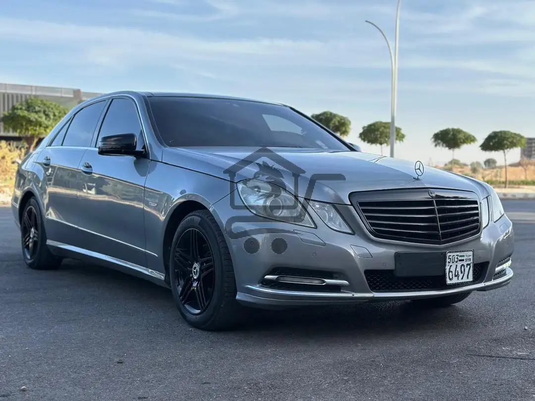 مرسيدس E250