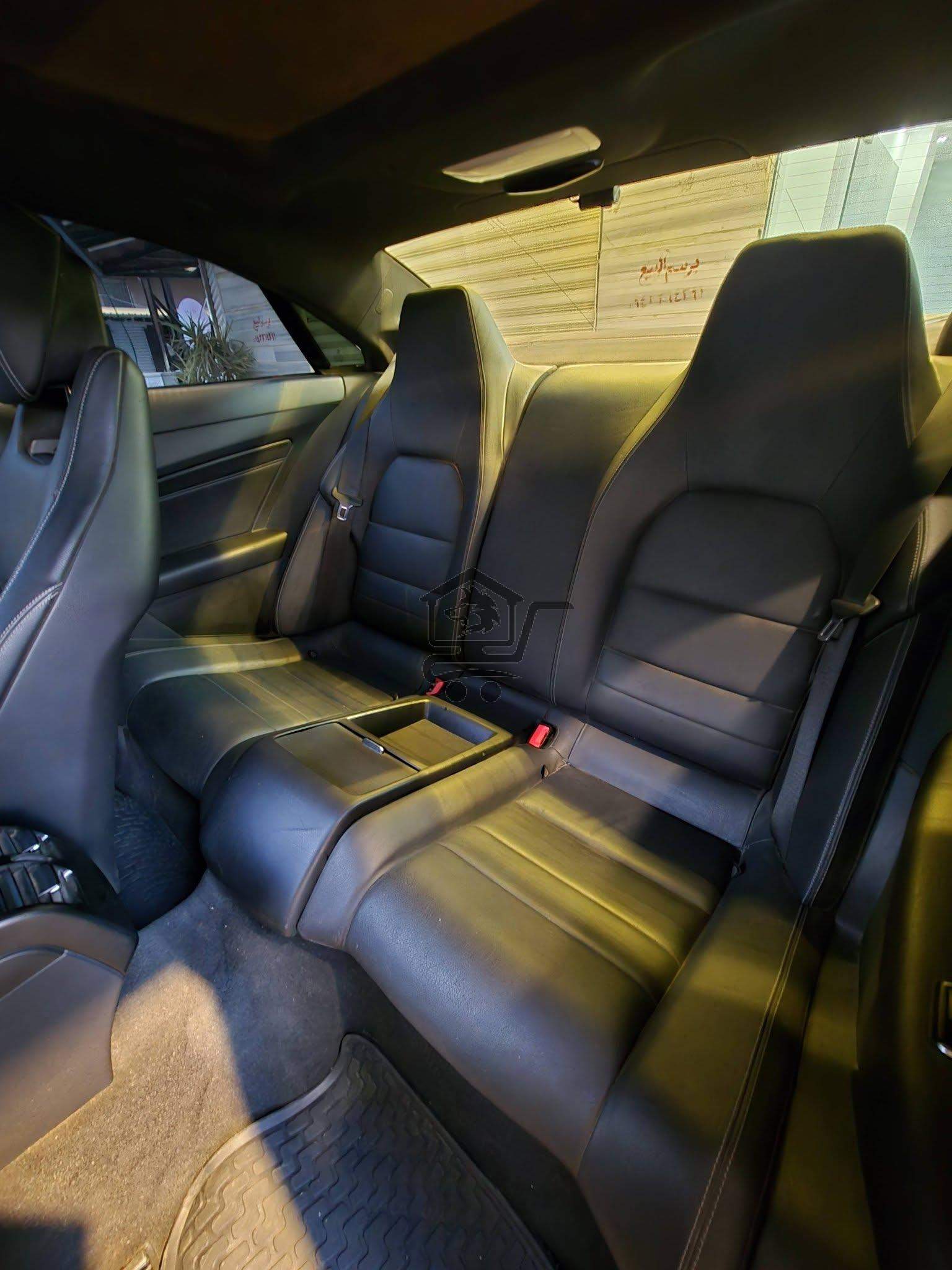 Mercedes-Benz E350 AMG - الصورة 10