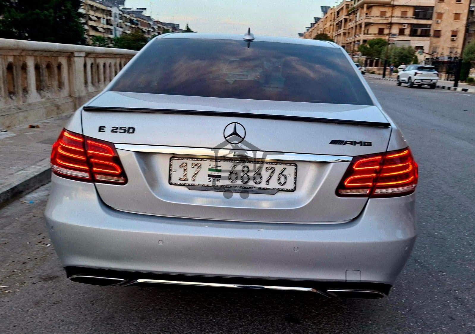 Mercedes-Benz E250 2014 - الصورة 6