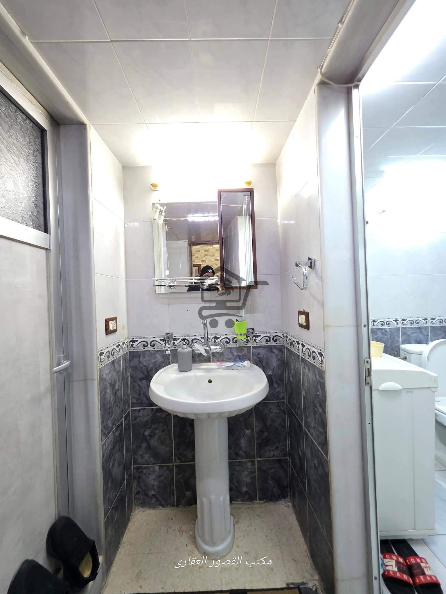 منزل بإكساء ممتاز - الصورة 6