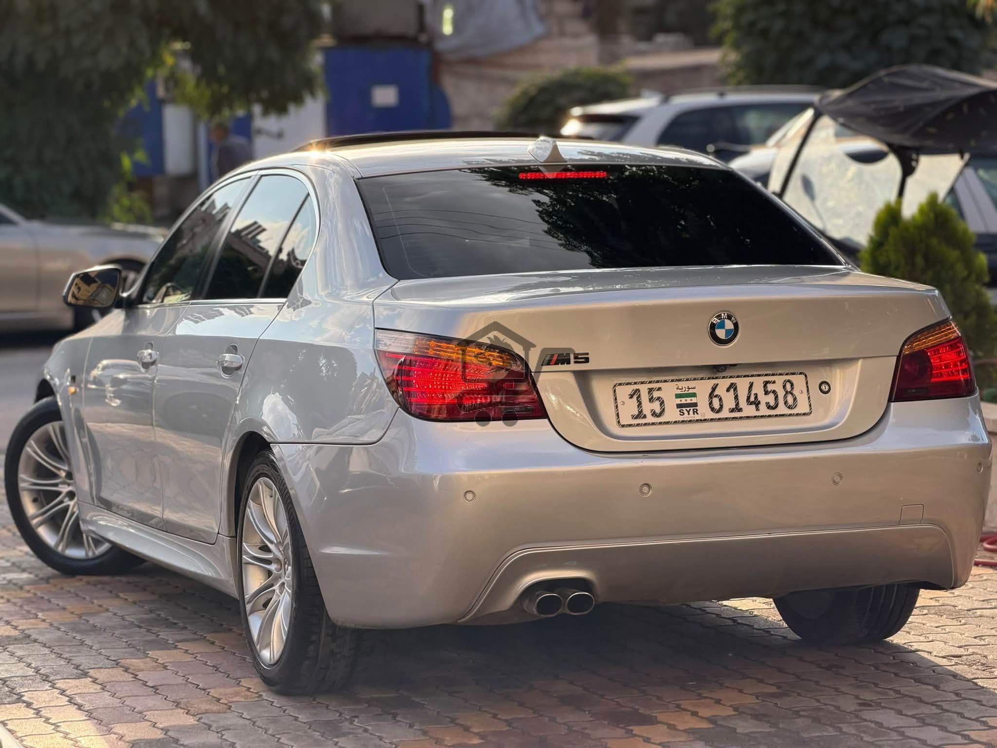 BMW 528i M Package - الصورة 4