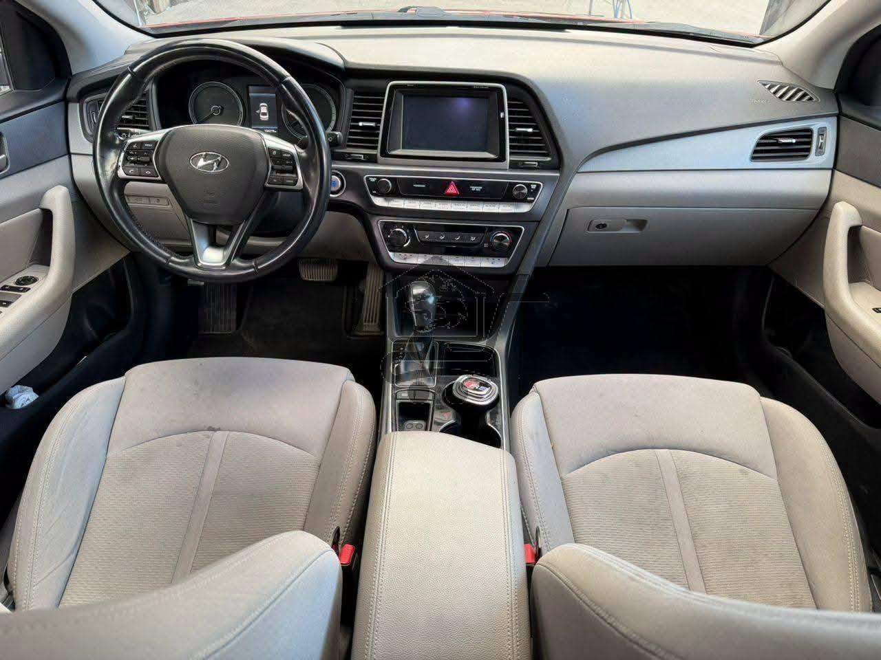 Hyundai Sonata 2018 - الصورة 6