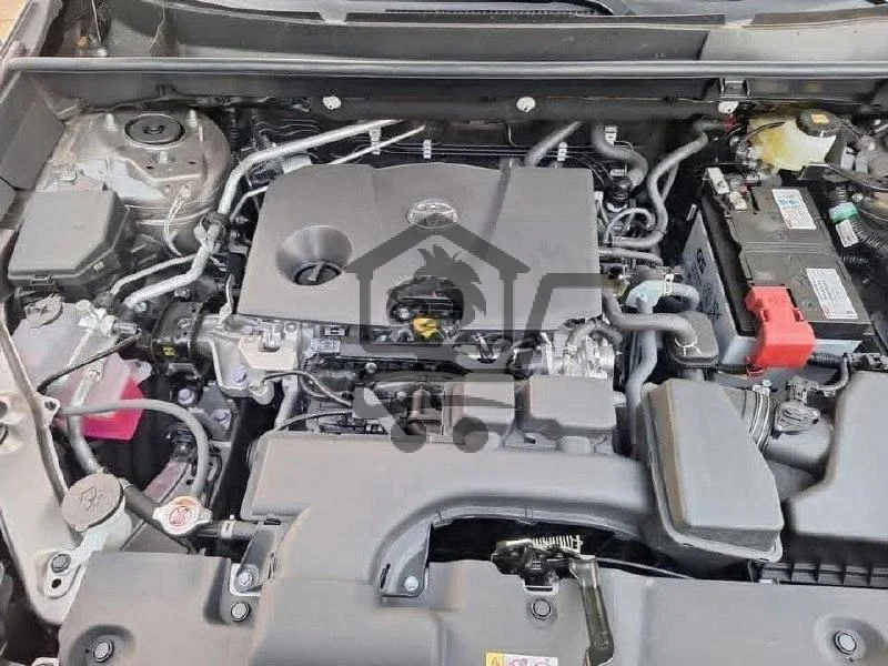 2025 Toyota RAV4 - الصورة 8